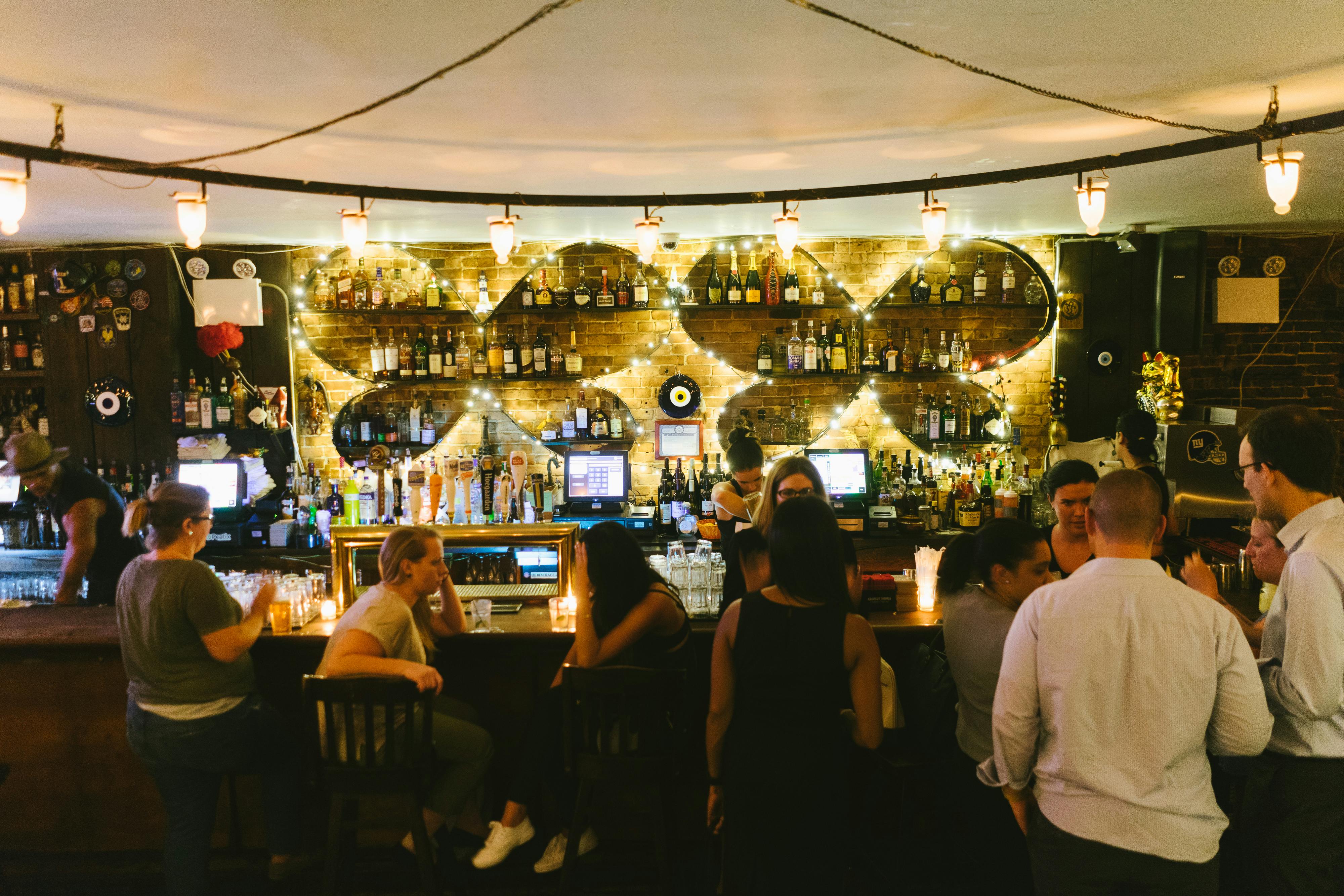 The Best Bars For Big Groups New York The Infatuation